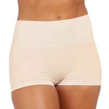 Spanx Everyday Shaping Boyshort - Core Control Shapewear Underwear - Invisible Under Clothes - Seamless Design - No-Show - Soft Nude, Small